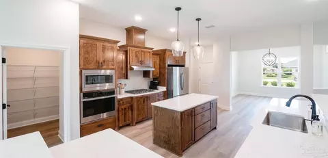 Kitchen - 6557 Cedar Key Dr, Milton, FL 32570 photo 2 of 2
