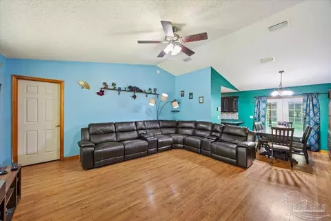 Living - 6280 Mohawk Trl, Milton, FL 32583 photo 1 of 2