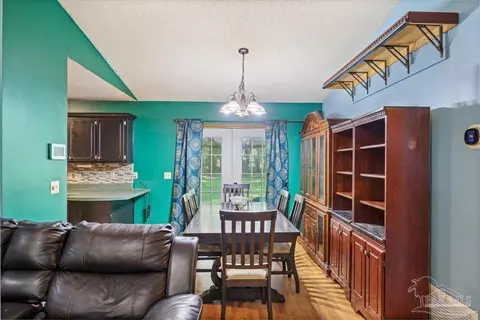 Dining - 6280 Mohawk Trl, Milton, FL 32583 photo 1 of 1