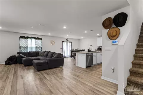 6184 Secretariat Way, Pensacola, FL 32526