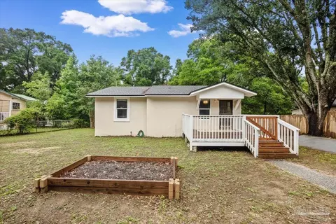 671 Georgia St, Crestview, FL 32536