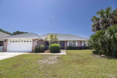 8213 Hartington Dr, Navarre, FL 32566