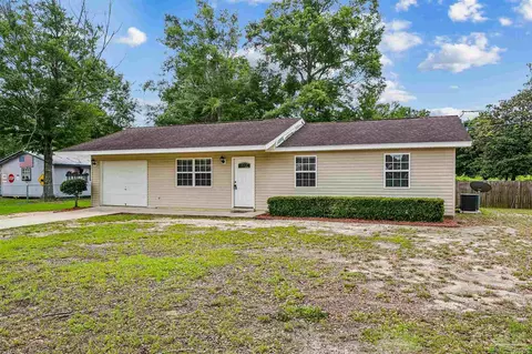 4071 Diamond St, Pace, FL 32571