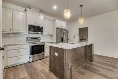 Kitchen - 4310 Watkins St, Pace, FL 32571 photo 2 of 2