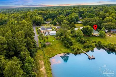 View/Area - 5411 Pond View Dr, Milton, FL 32570 photo 7 of 7