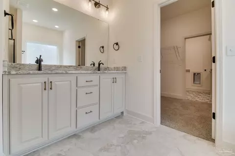 Bath - 4298 Watkins St, Pace, FL 32571 photo 2 of 10
