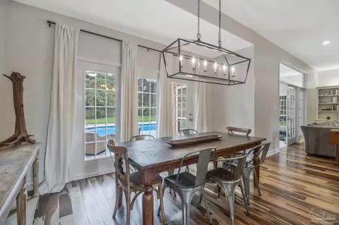 Dining - 3038 Eagle Pointe Dr, Pace, FL 32571 photo 3 of 3