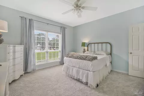 Bedroom - 3038 Eagle Pointe Dr, Pace, FL 32571 photo 9 of 11