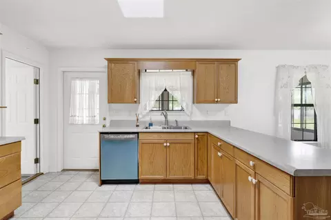 Kitchen - 5735 Eagle Dr, Milton, FL 32570 photo 3 of 3