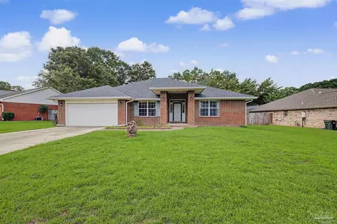 1729 Condor Dr, Cantonment, FL 32533