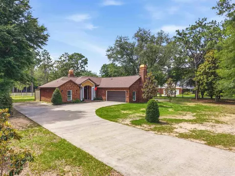 Exterior - 6087 Cedar Tree Dr, Milton, FL 32570 photo 8 of 8
