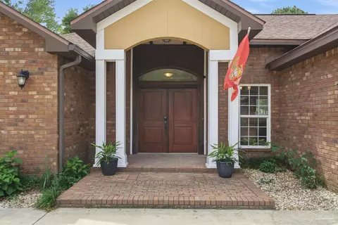 Entry Way - 6087 Cedar Tree Dr, Milton, FL 32570 photo 1 of 2