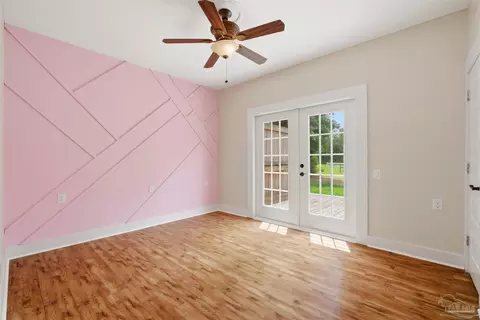 Bedroom - 6087 Cedar Tree Dr, Milton, FL 32570 photo 1 of 3