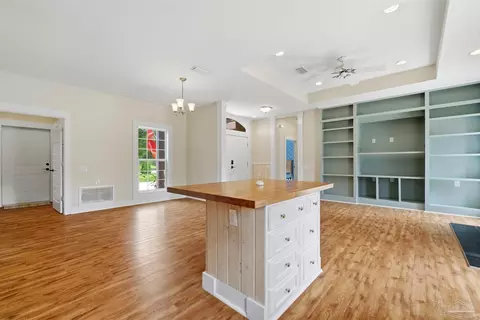 Living - 6087 Cedar Tree Dr, Milton, FL 32570 photo 6 of 6