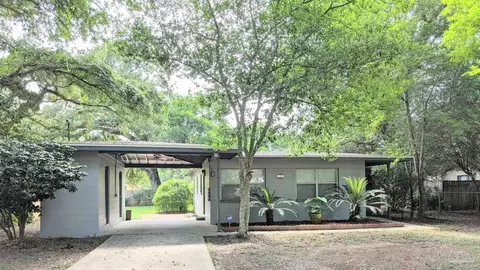 623 Edgecliff Dr, Pensacola, FL 32506