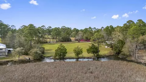 7524 Petersen Pt Rd, Milton, FL 32583 photo 19