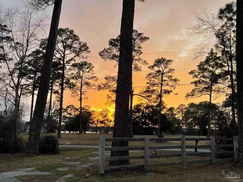 7524 Petersen Pt Rd, Milton, FL 32583 photo 26
