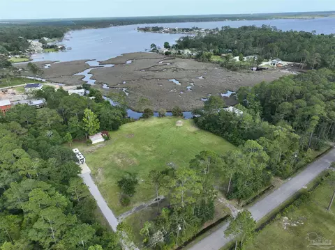 7524 Petersen Pt Rd, Milton, FL 32583 photo 6