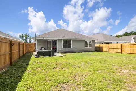 Exterior - 5333 Peach Dr, Pace, FL 32571 photo 3 of 7