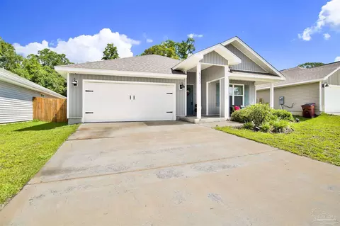 Exterior - 5333 Peach Dr, Pace, FL 32571 photo 7 of 7