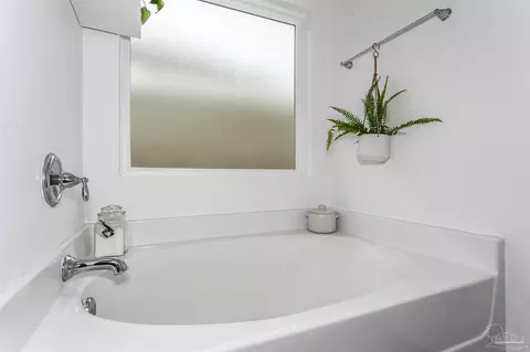 Bath - 5780 Conley Ct, Pace, FL 32571 photo 2 of 3
