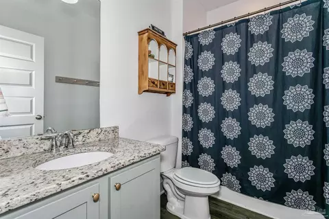 Bath - 5780 Conley Ct, Pace, FL 32571 photo 3 of 3