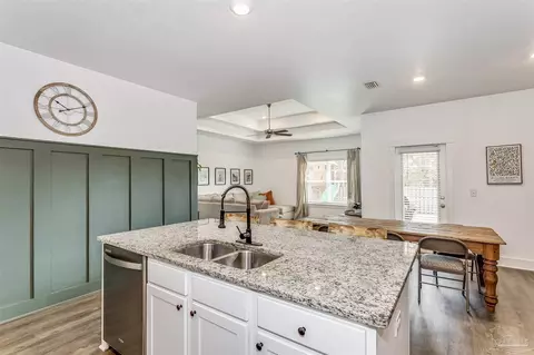 Kitchen - 5780 Conley Ct, Pace, FL 32571 photo 3 of 5
