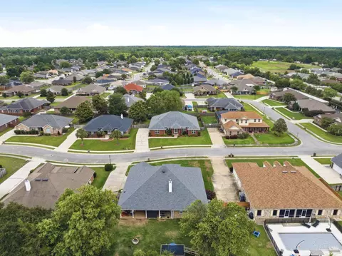 View/Area - 1776 Brightleaf Cir, Cantonment, FL 32533 photo 2 of 12