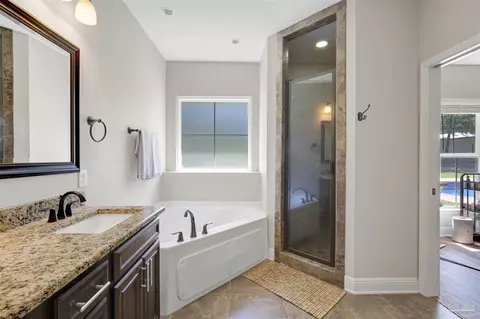 Bath - 5476 Greenleaf Dr, Pace, FL 32571 photo 2 of 3