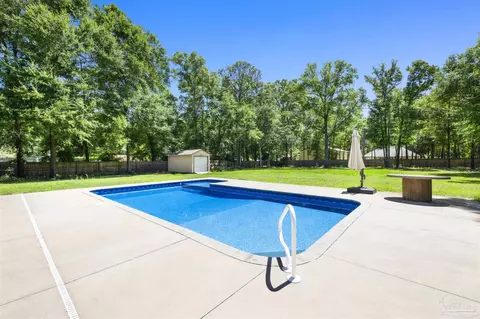 Exterior - 5476 Greenleaf Dr, Pace, FL 32571 photo 5 of 10
