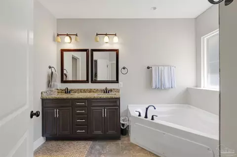 Bath - 5476 Greenleaf Dr, Pace, FL 32571 photo 1 of 3
