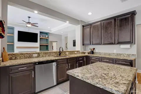Kitchen - 5476 Greenleaf Dr, Pace, FL 32571 photo 4 of 4