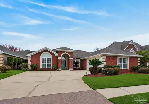 493 Hanover Port Ln, Fort Walton Beach, FL 32547