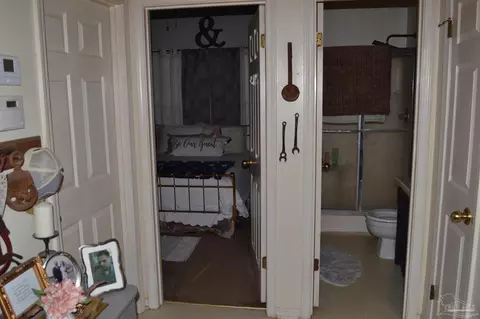 Entry Way - 709 Winterset Dr, Cantonment, FL 32533 photo 1 of 4
