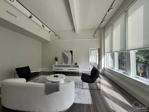 17 S Palafox Pl #208, Pensacola, FL 32502