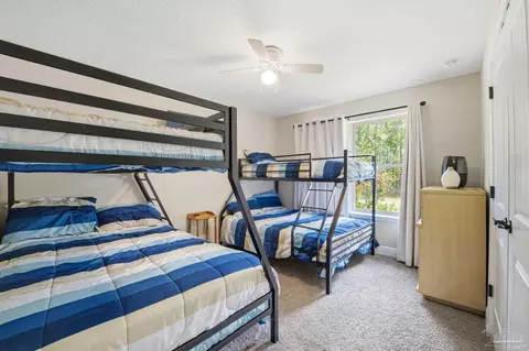 Bedroom - 6320 Sweeney Rd, Milton, FL 32583 photo 4 of 5