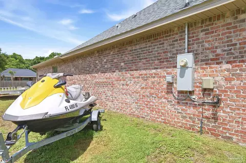 Exterior - 6320 Sweeney Rd, Milton, FL 32583 photo 10 of 10