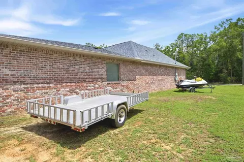 Exterior - 6320 Sweeney Rd, Milton, FL 32583 photo 9 of 10