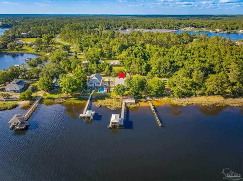 View/Area - 7693 Petersen Pt Rd, Milton, FL 32583 photo 5 of 8