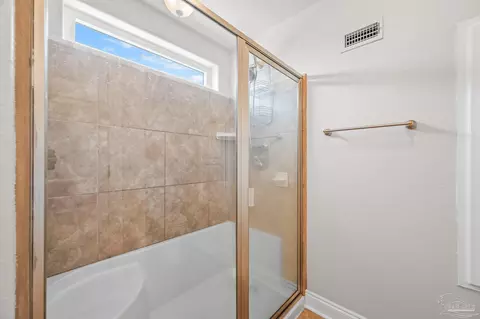 Bath - 7693 Petersen Pt Rd, Milton, FL 32583 photo 6 of 6