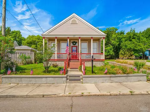 1149 N Guillemard St, Pensacola, FL 32501
