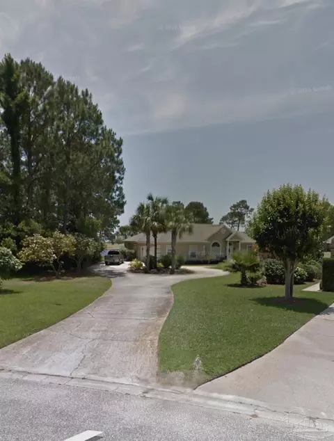 4113 Soundpointe Dr, Gulf Breeze, FL 32563