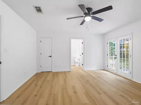 Bedroom - 5984 Savannah Dr, Milton, FL 32570 photo 2 of 12