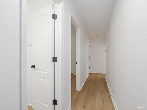Entry Way - 5984 Savannah Dr, Milton, FL 32570 photo 4 of 4