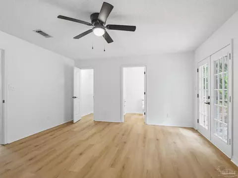 Bedroom - 5984 Savannah Dr, Milton, FL 32570 photo 3 of 12