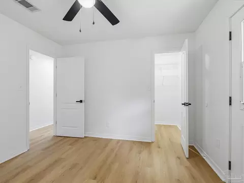 Bedroom - 5984 Savannah Dr, Milton, FL 32570 photo 7 of 12