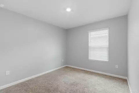 Bedroom - 4418 Tiger Oak Ct, Pace, FL 32571 photo 3 of 5