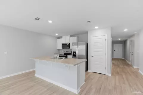 Entry Way - 4418 Tiger Oak Ct, Pace, FL 32571 photo 2 of 3