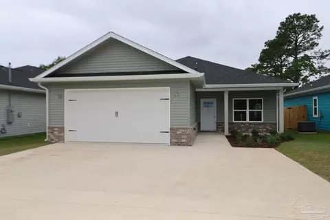 2151 Paloma St, Navarre, FL 32566