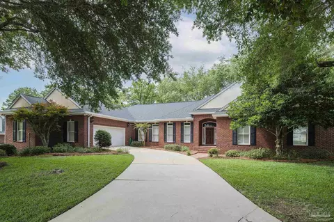 4531 Bohemia Dr, Pensacola, FL 32504